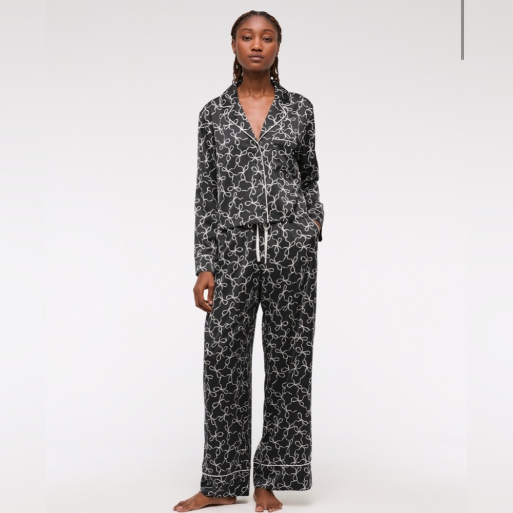 NWOT abercrombie & fitch Satin Bow PJ pants